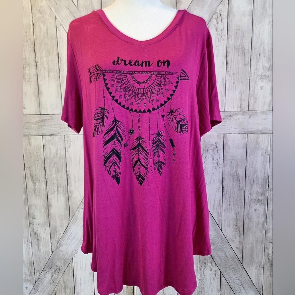 Magenta 'Dream On' Graphic Tunic Top